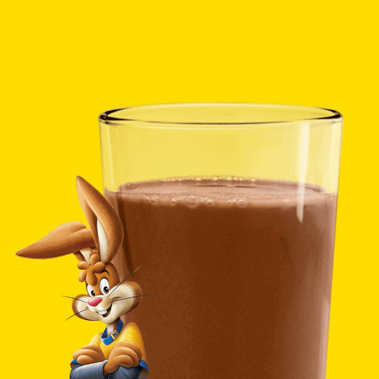 Quicky with a glass of Nesquik Quicky with a glass of Nesquik